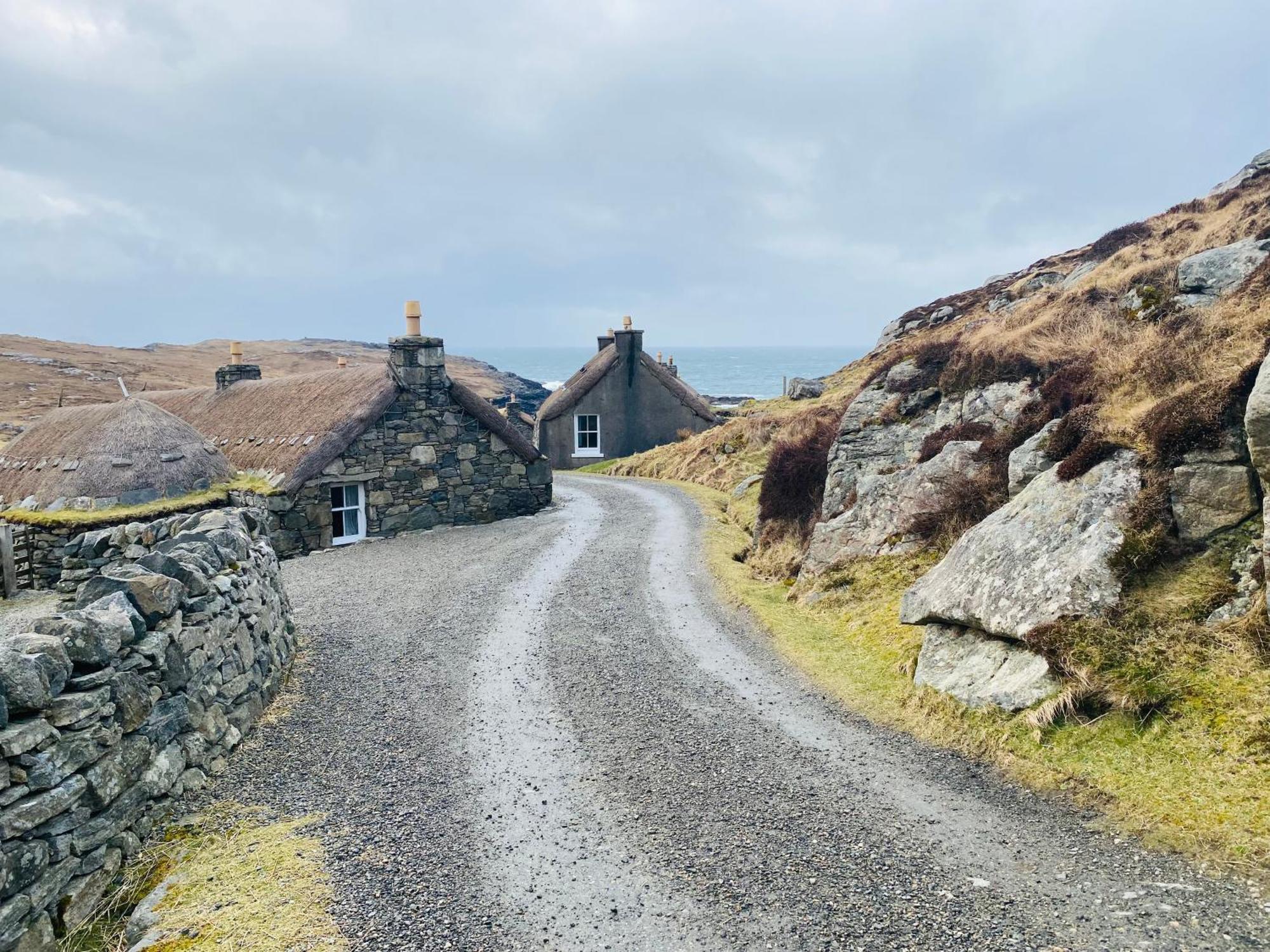 Seapods - Isle Of Lewis - Luxury En-Suite Pods On The Edge Of The Atlantic Ocean Aird Uig ภายนอก รูปภาพ